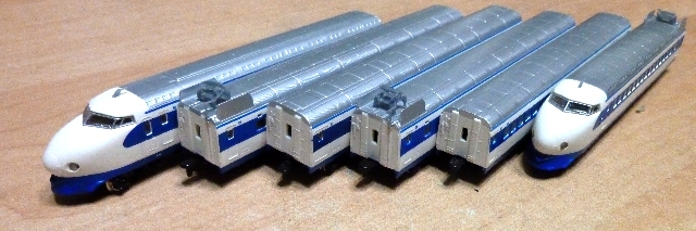 鉄道模型工房 / 車輌工作 / Zゲージを初工作！新幹線0系