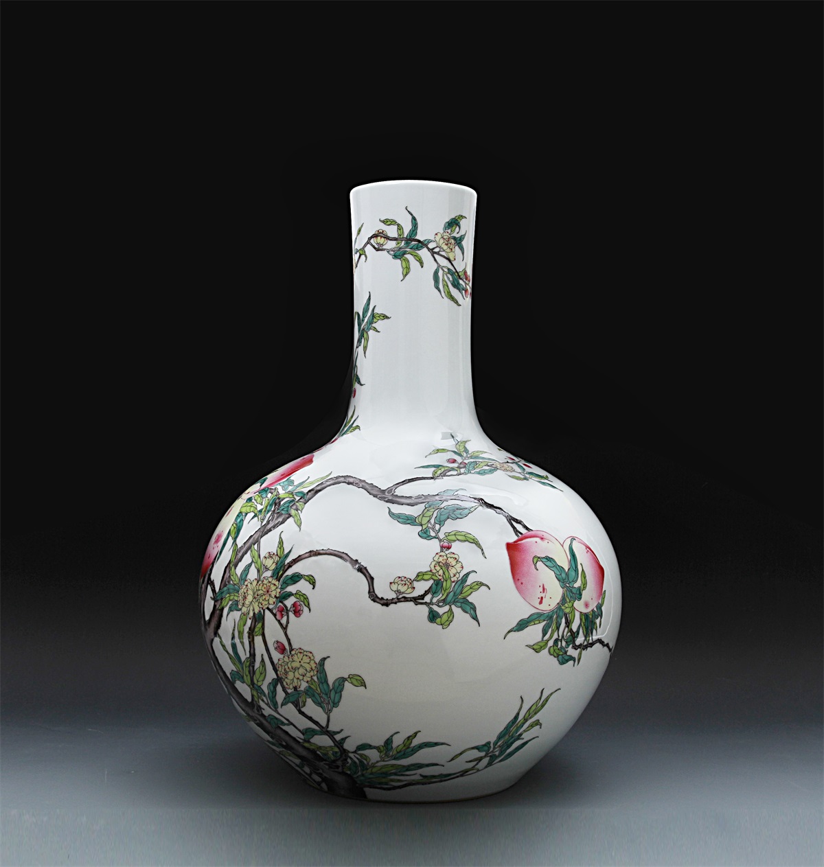 清乾隆粉彩九桃天球瓶】-历代珍宝-珍瓷萃美-产品中心-国熙定制