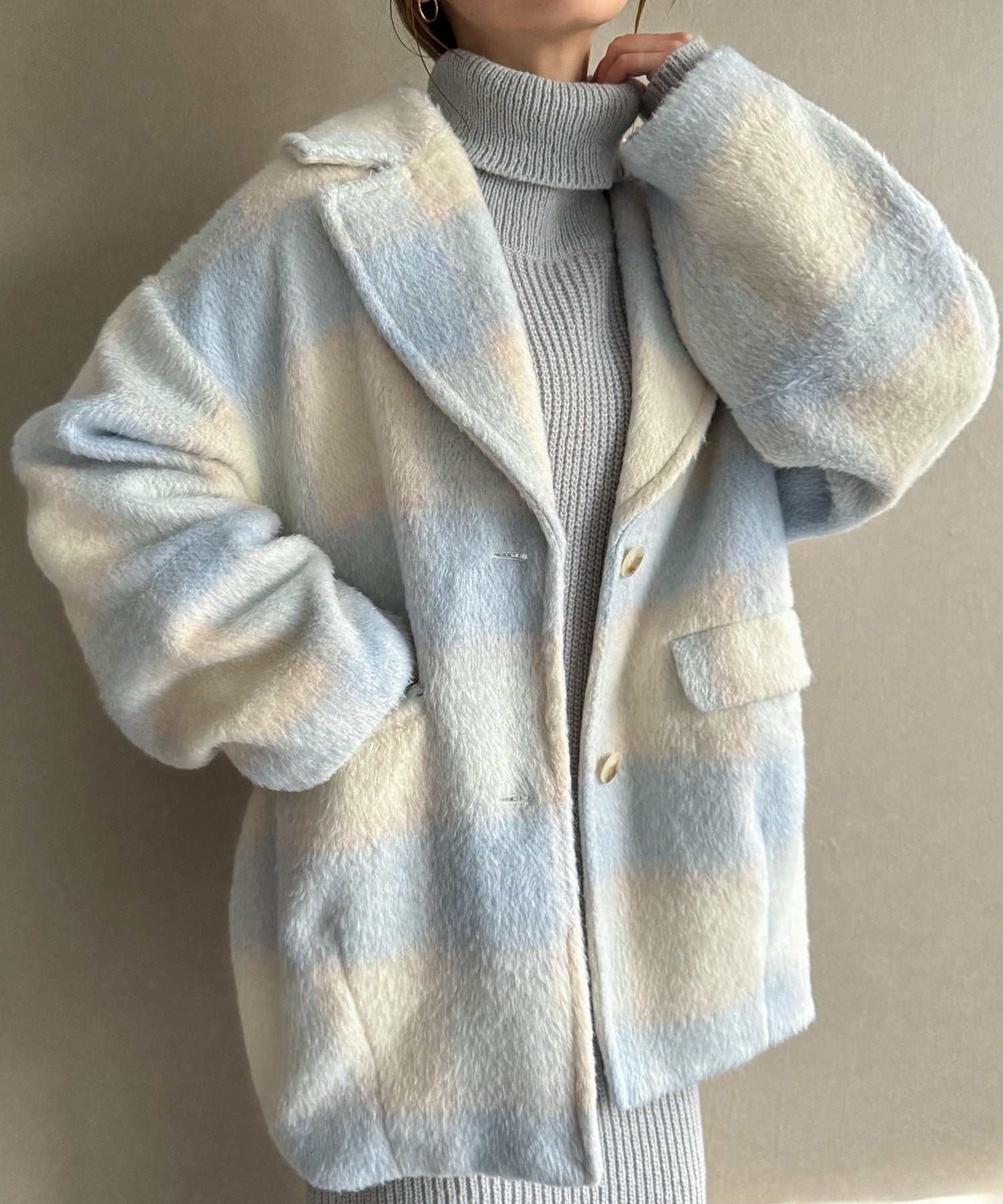 JUNOAH Shaggy Cocoon Short Coat