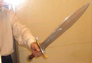 MARIONETTE-MIND]: ▽つらぬき丸：ロードオブザリングのフロドの剣