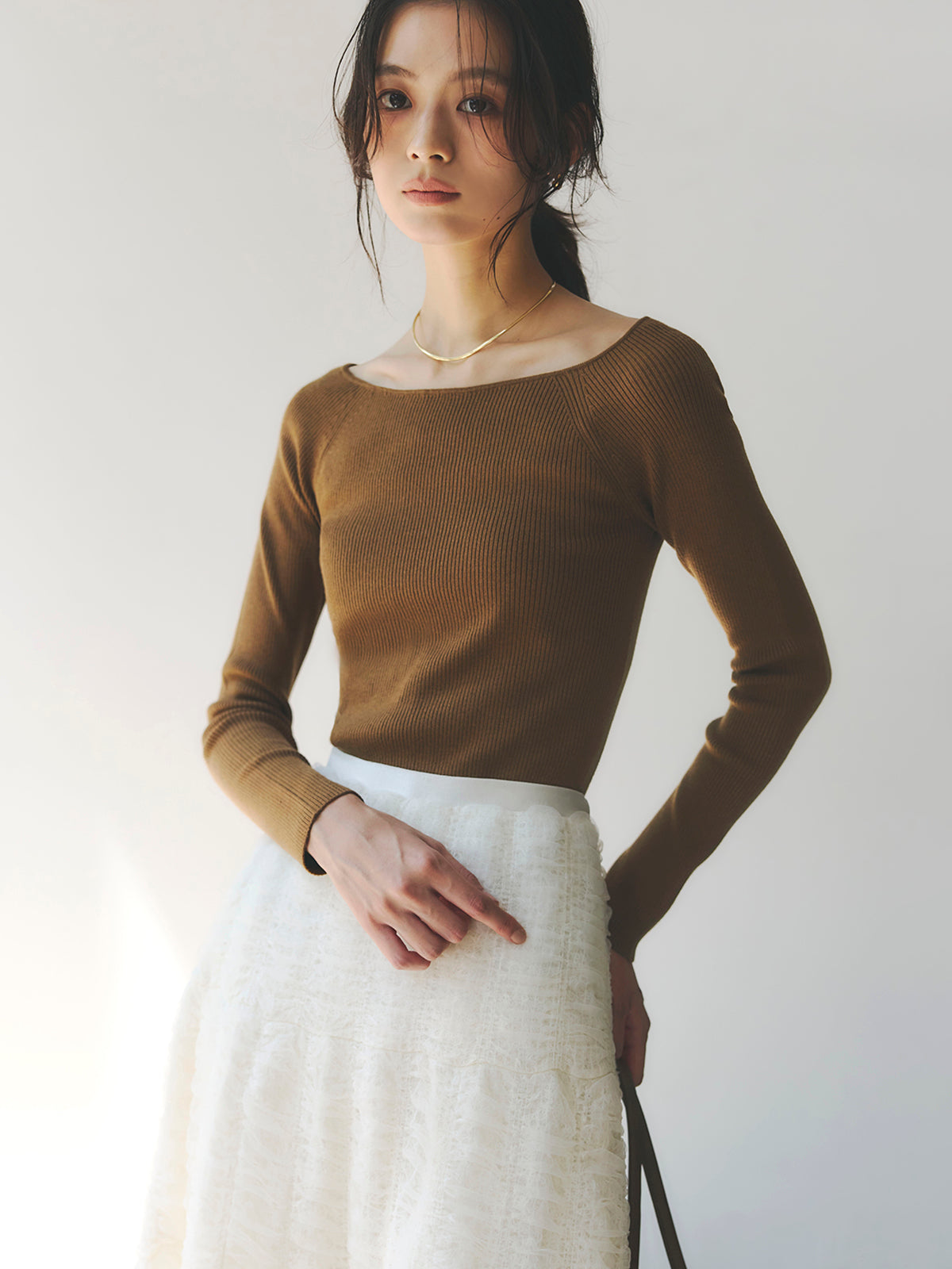 シルクカシミアブレンドボートネックニット