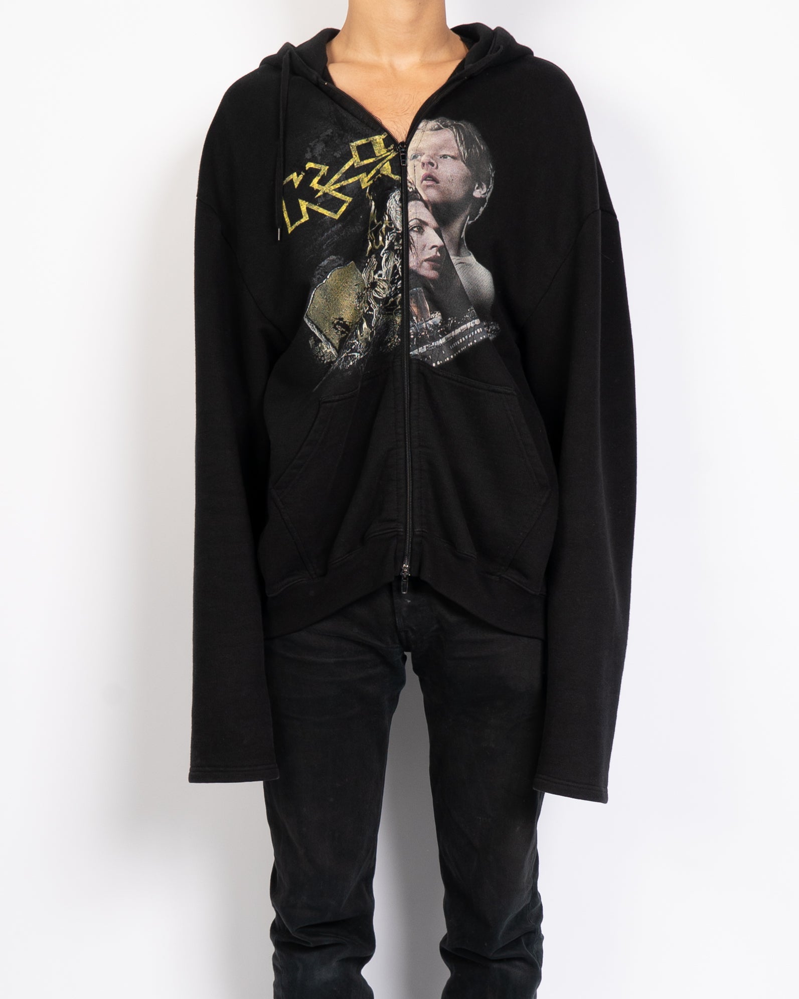 FW18 Oversized Titanic Split Zip Hoodie – Backyardarchive