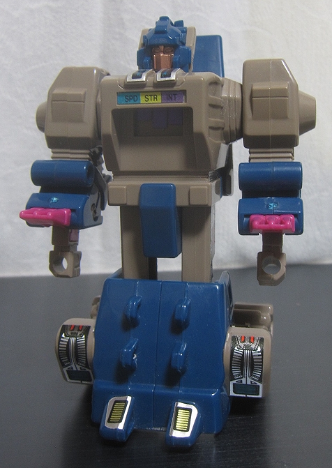 D-302 ヘッドマスターJr 陸上攻撃戦士ブルホーン | green_flour