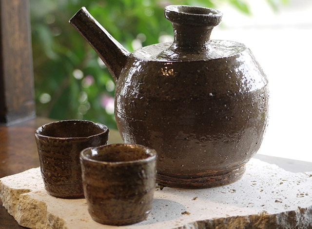 沖縄の古陶 小壺 やちむん 沖縄の古陶 小壺 やちむん 沖縄の古陶 小壺