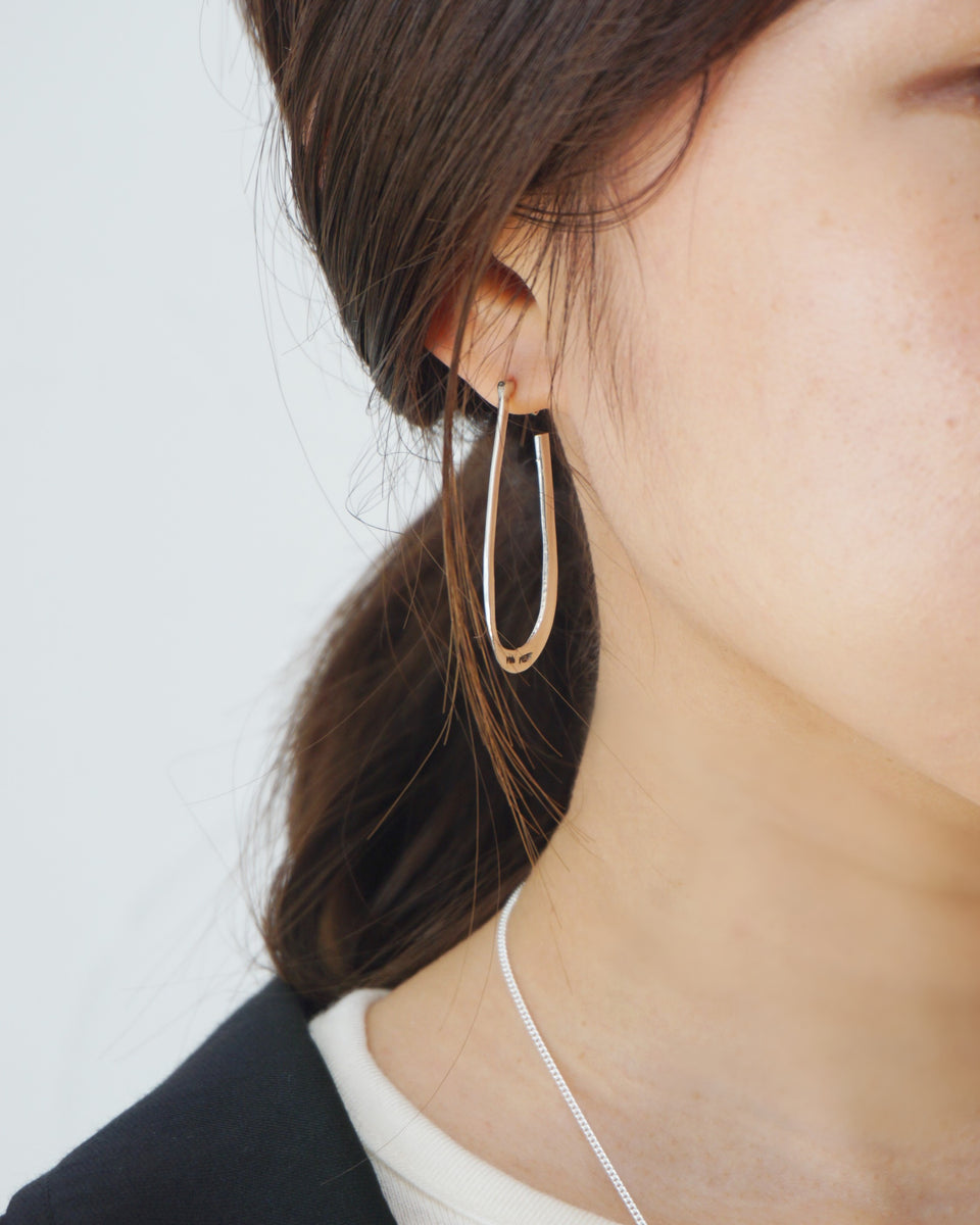 LOYTO STORE｜《再販》【NINA&JULES(ニナ・エ・ジュール)】Uピアス