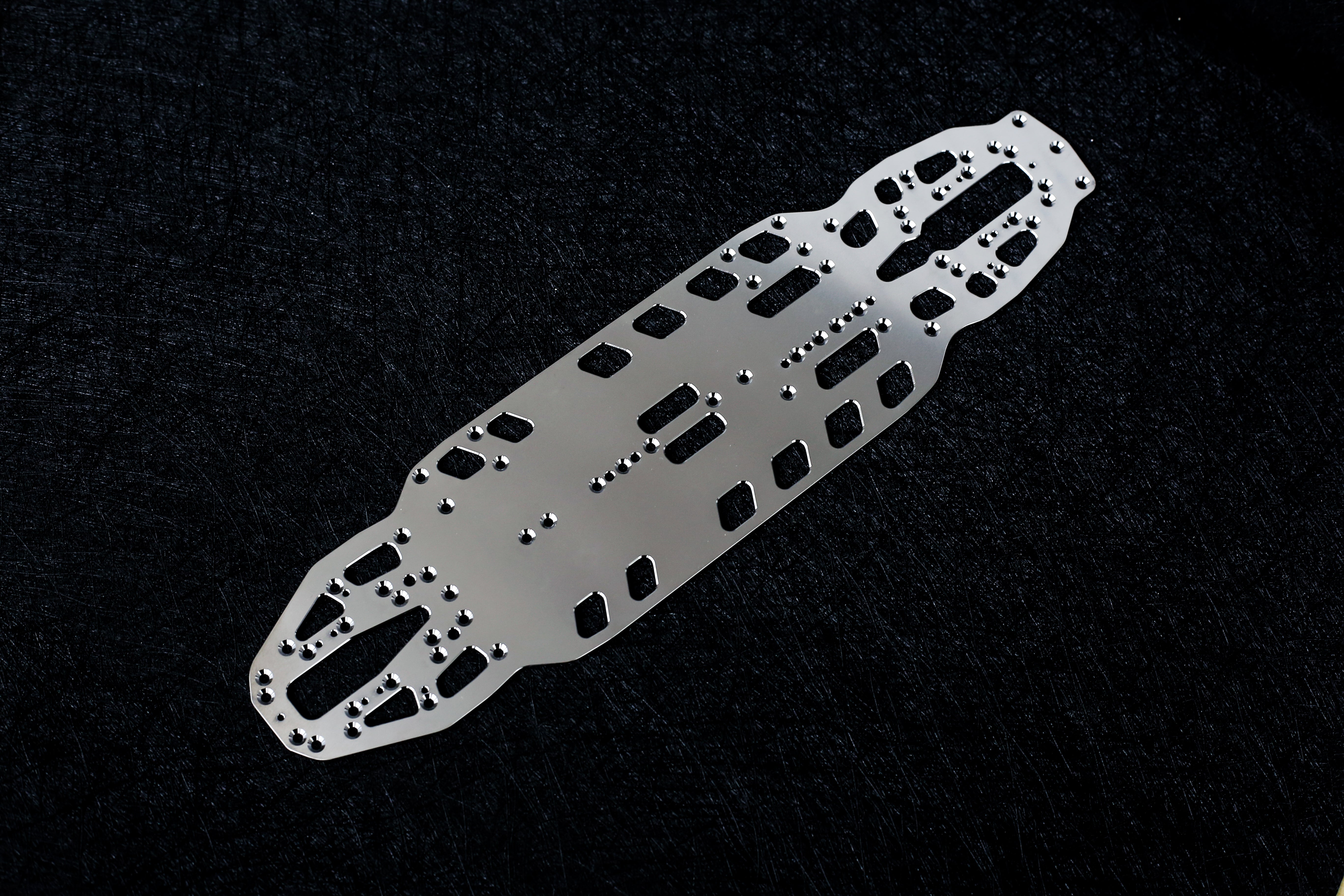 WEiRC 1.2mm Spring Steel Chassis Xray X4 '26 – Interstate Hobby Sport