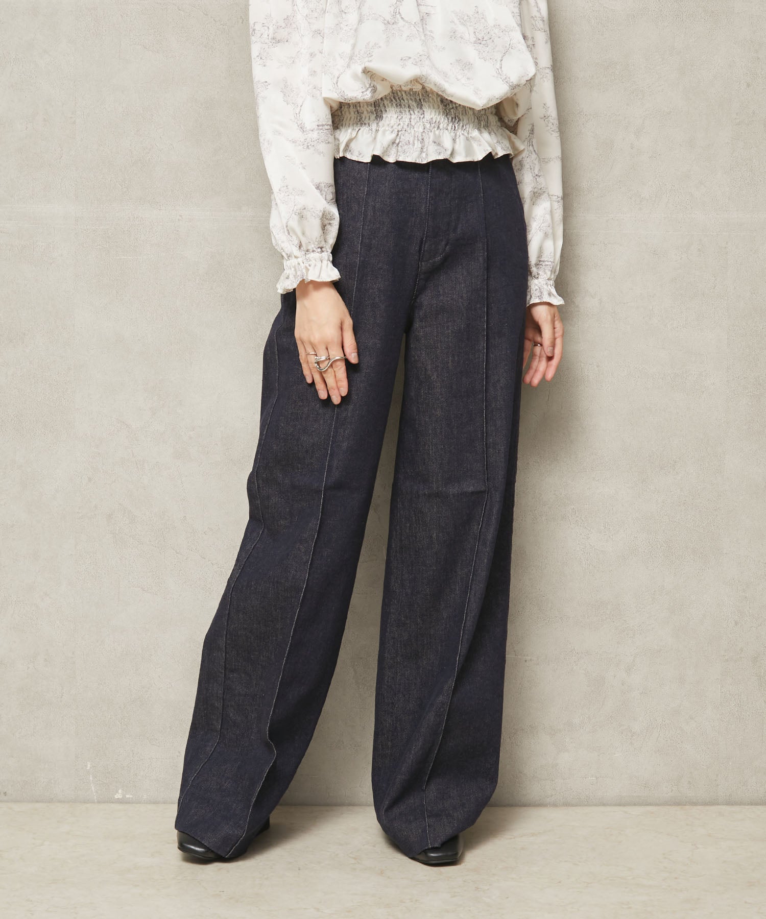 YANUK】ピンタックストレート インディゴ – Sirin Online Store