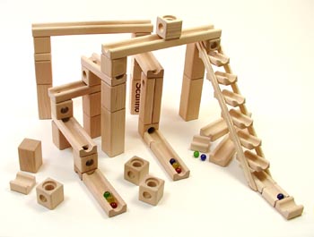 スカリーノ・3 【プレイジム、布絵本、子供の発達を促す 知育玩具布