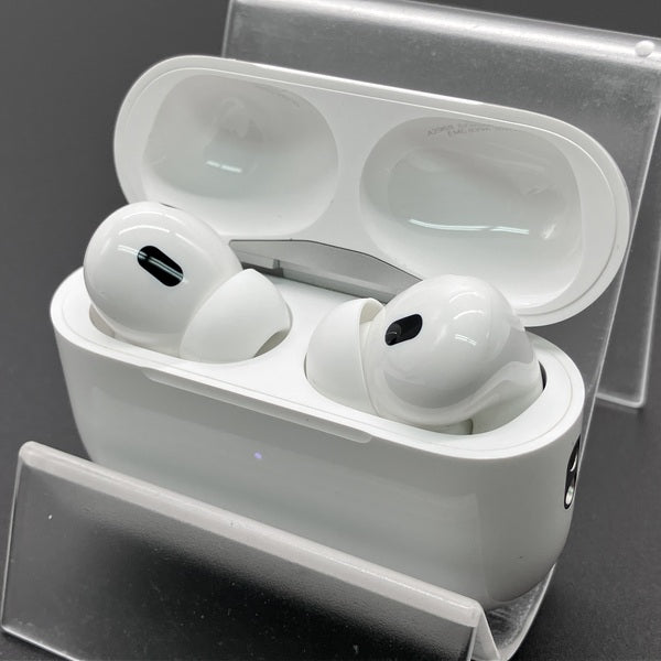 Apple 【中古】MagSafe充電ケース(USB-C)付きAirPods Pro(第2世代
