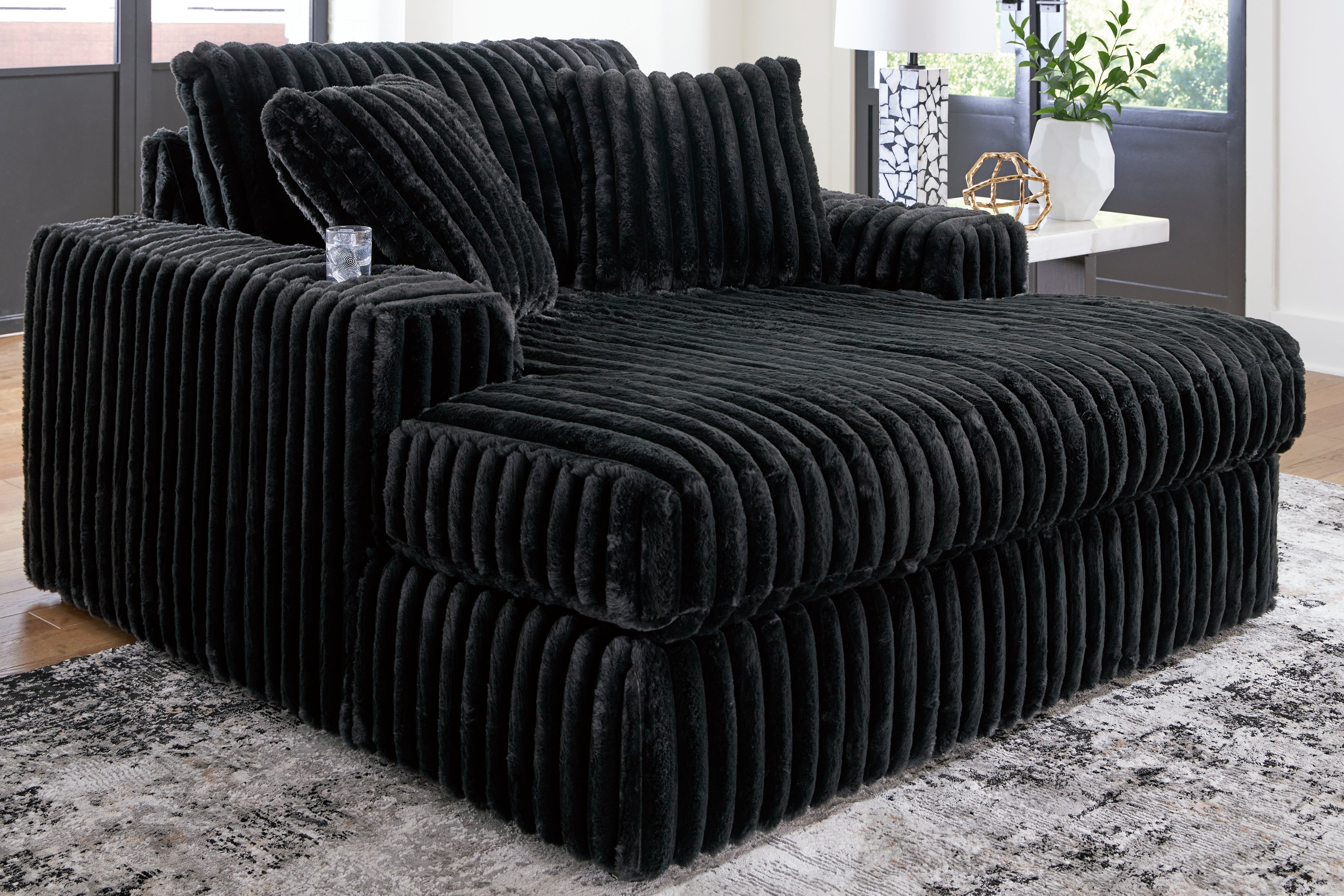 Midnight-Madness Onyx Oversized Chaise – Luna Furniture