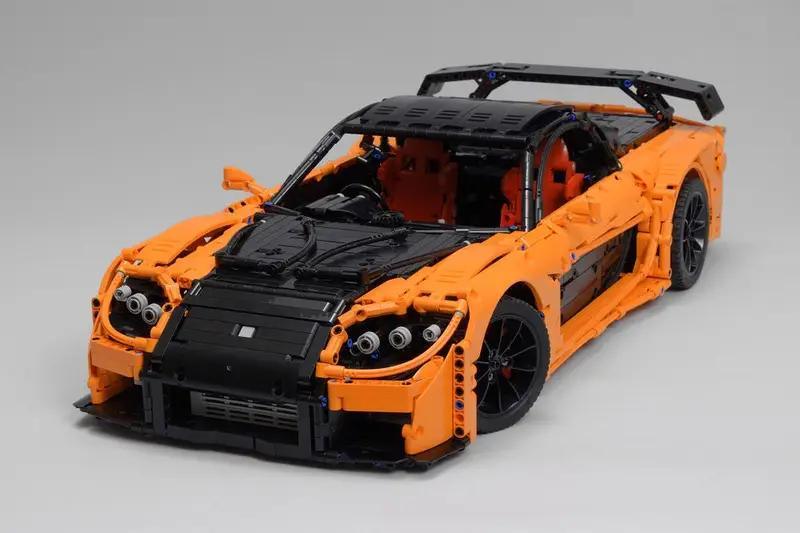 MOC-57488 Han's Mazda RX-7 VeilSide Fortune (1:8)– MOC Brick Store