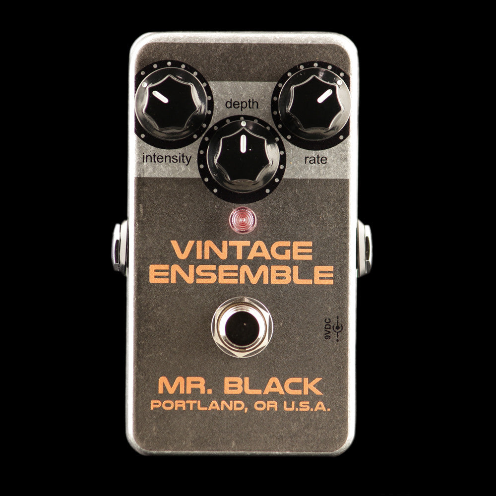 Vintage Ensemble – Mr. Black