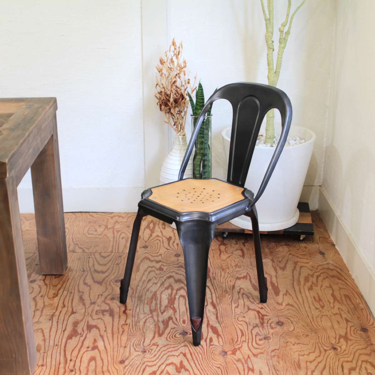 勺子 ニコルチェア ノットアンティークス 関家具 アイアン 勺子 ニコル