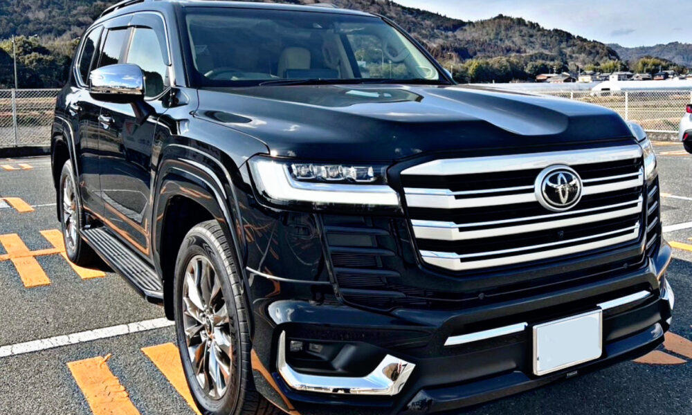 ランドクルーザー300 ZX | 沖縄のレンタカー West Coast【高級