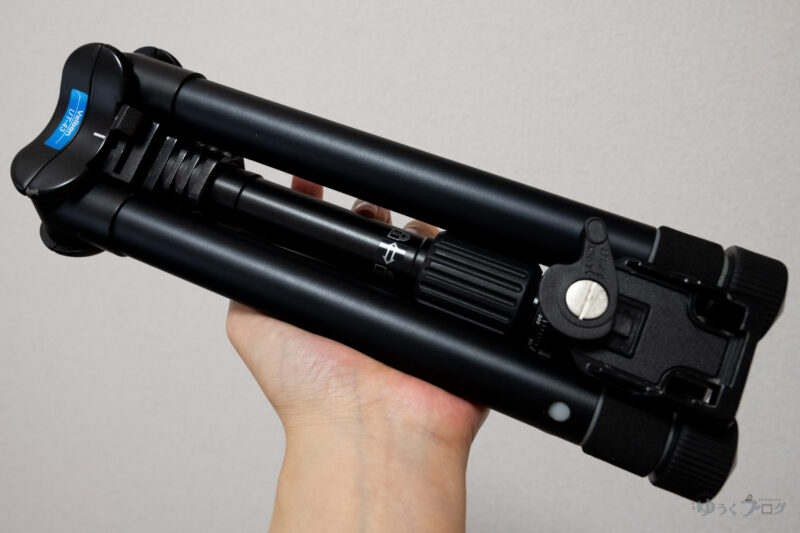初めての三脚【Velbon ベルボン】UT-43 小型トラベル三脚は持ち運びに