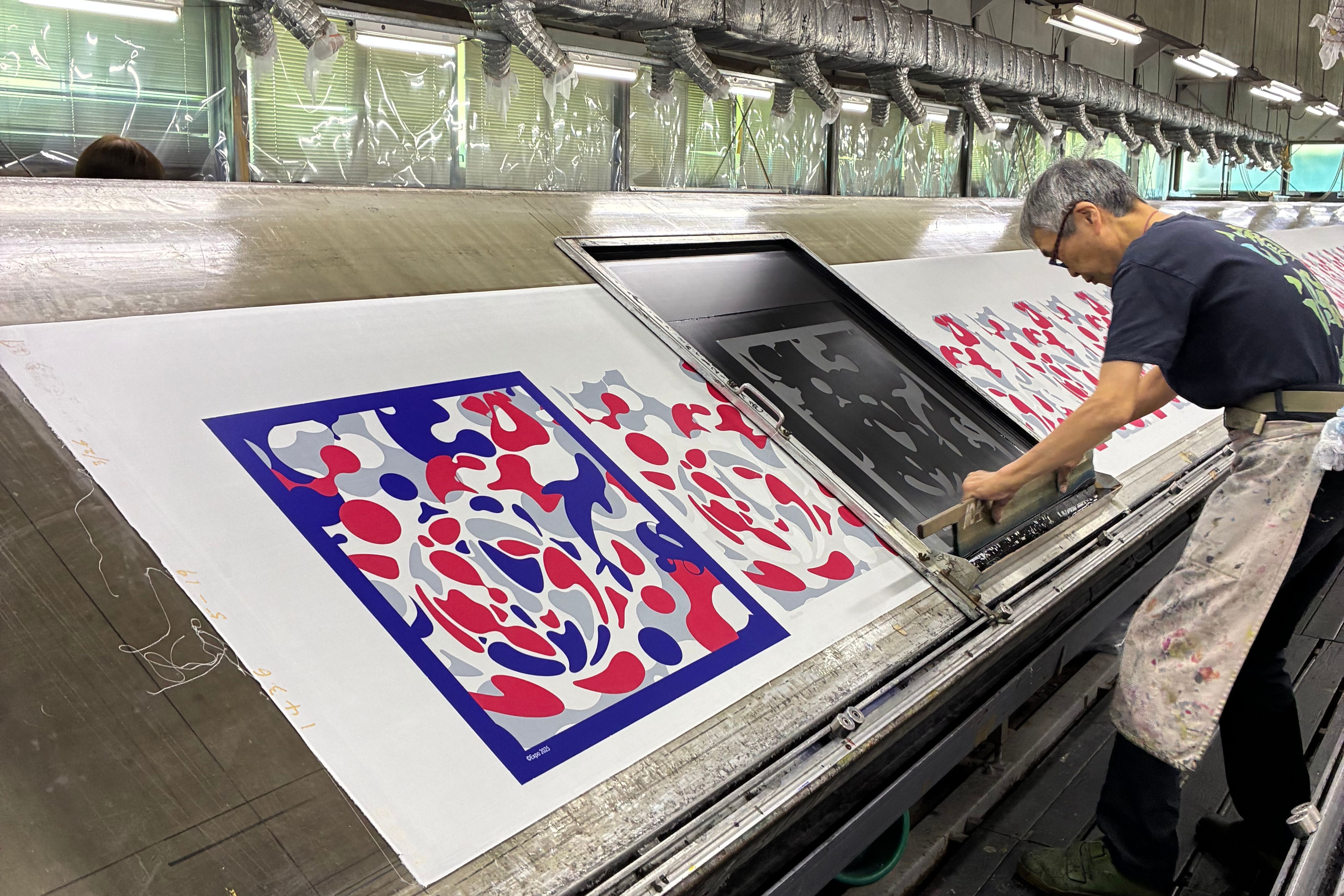 万博】1枚のシルクスカーフができるまで。製造までの裏側と職人の