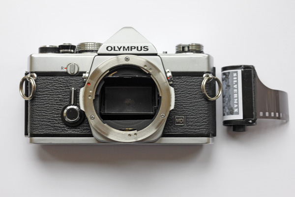 In Praise of the Olympus OM1N | 28mmf2