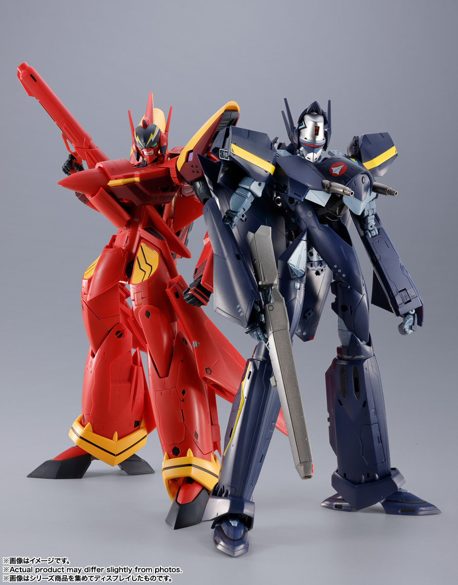 DX超合金 VF-17S ナイトメアステルスバルキリー（ガムリン木崎機