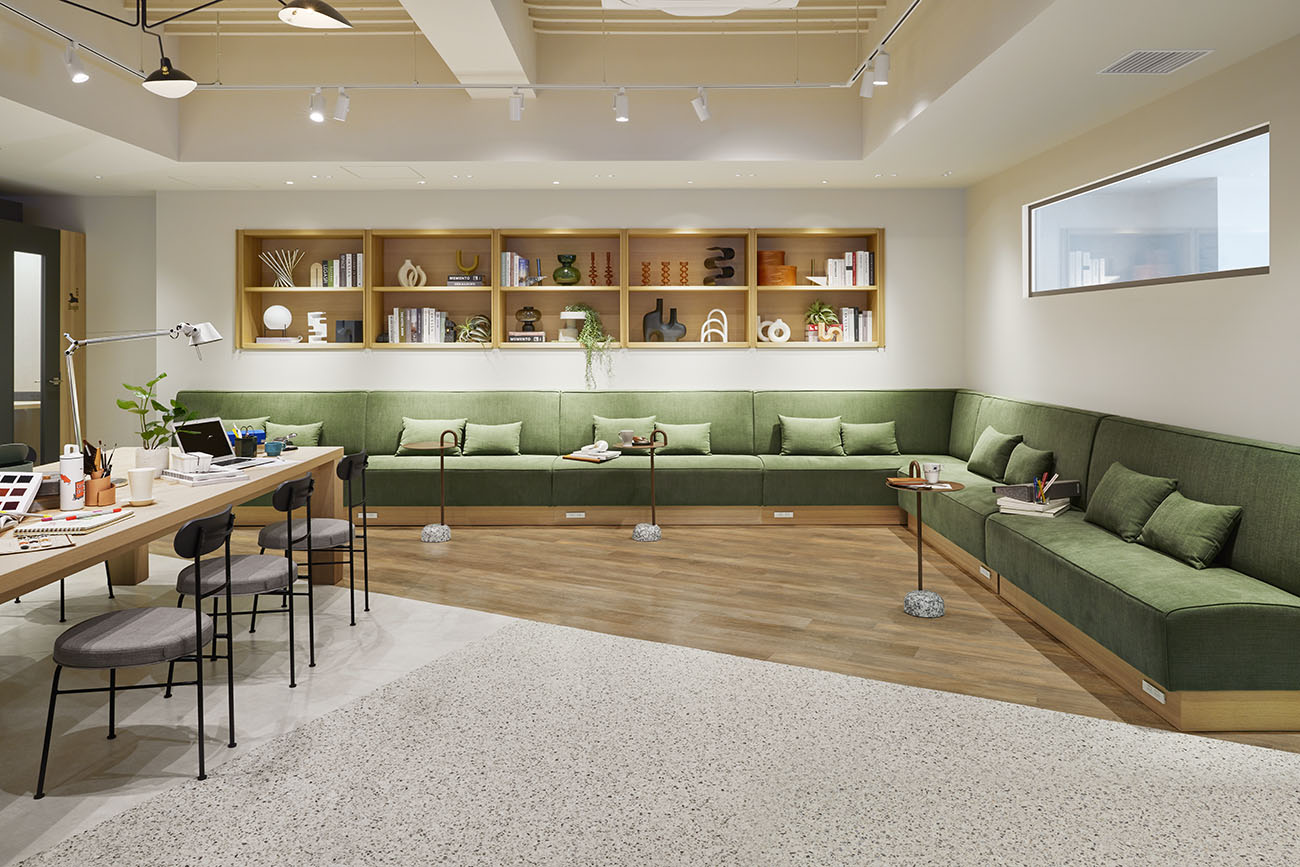 レイフラットタイルノーワックス 石目500×500mm｜床材商品情報｜田島