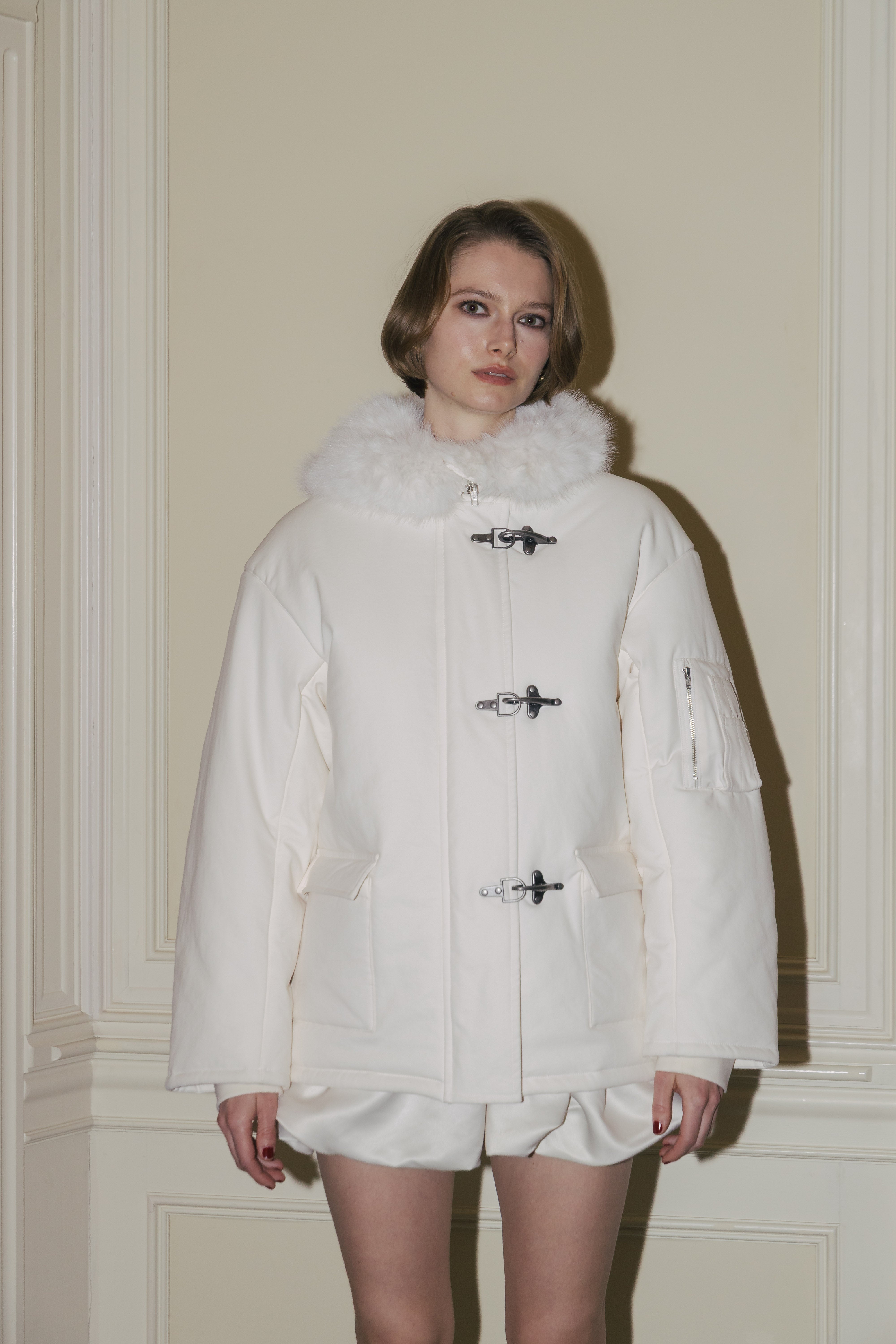 Koenig Coat – THE TOÉ