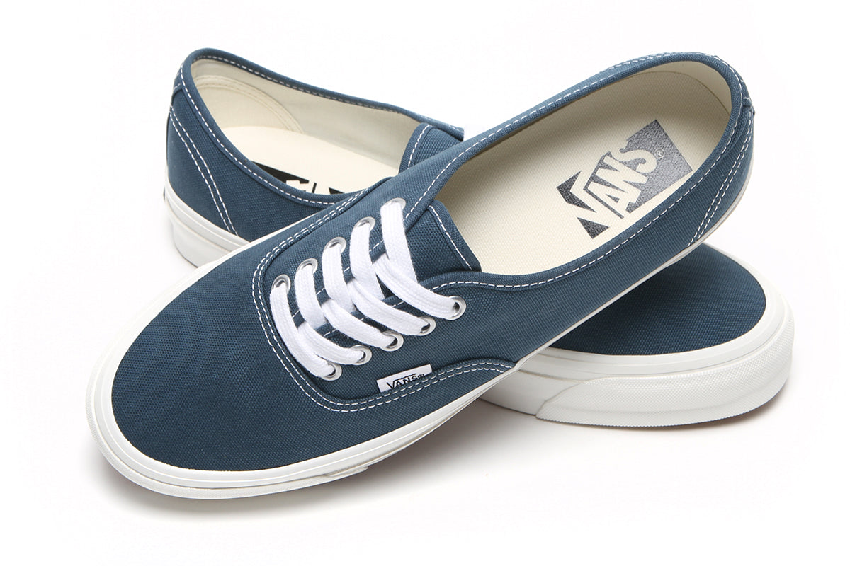 LX Authentic 44 – Premier