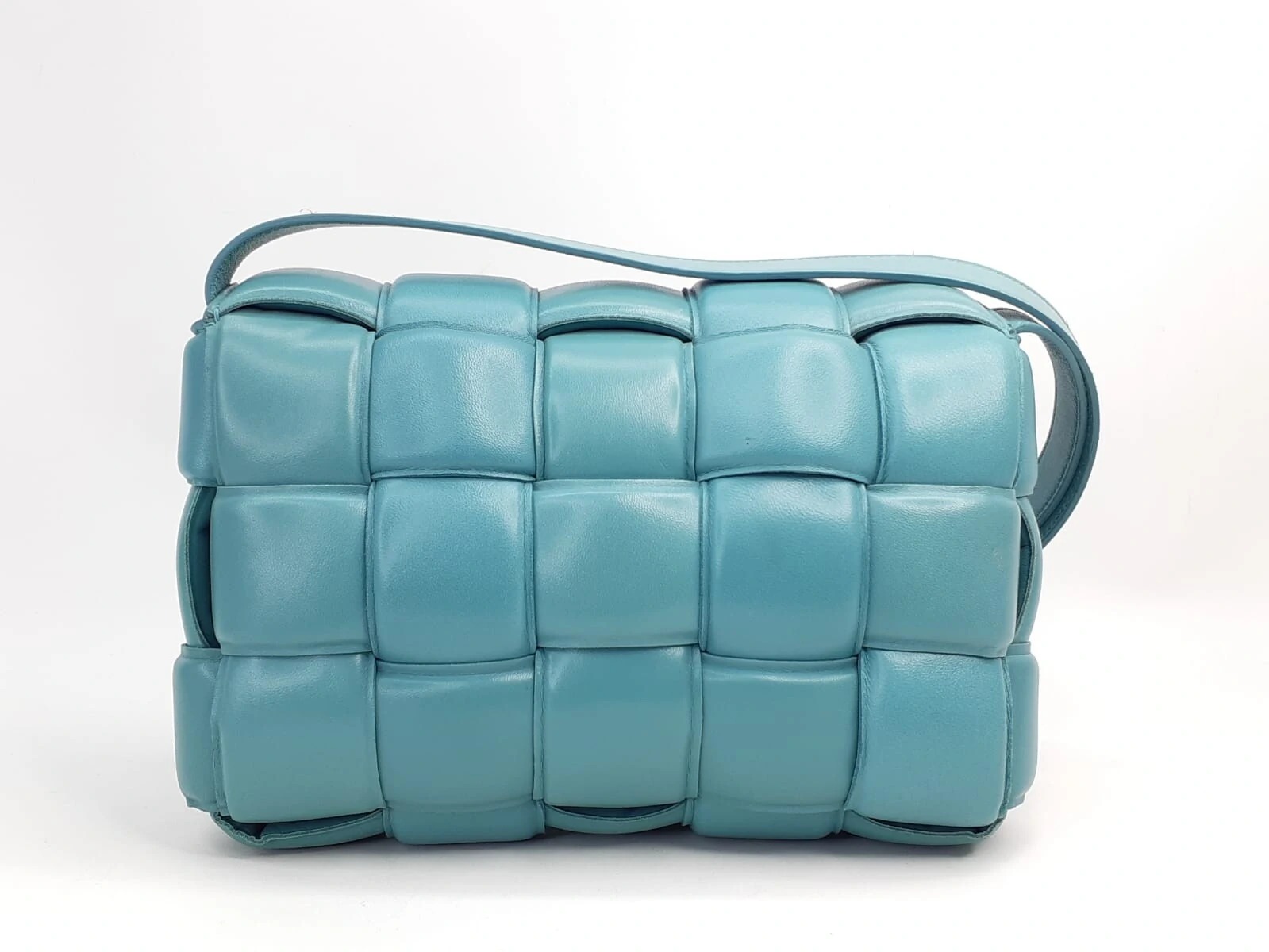 Bolsa Bottega Veneta Padded Cassette Linoleum Azul - BFF Shop