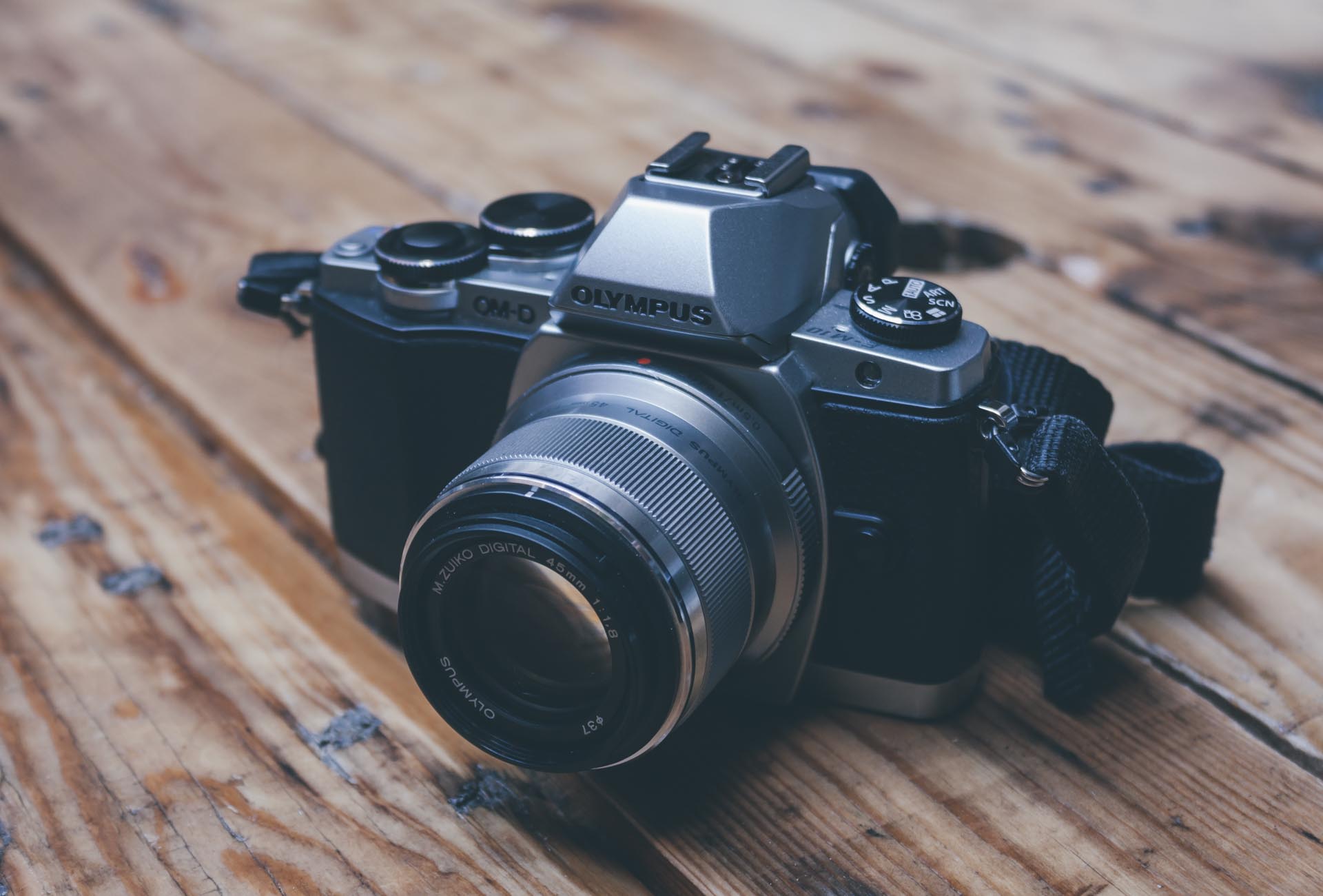 The Olympus M. Zuiko 45mm f/1.8 Micro Four Thirds Lens Review