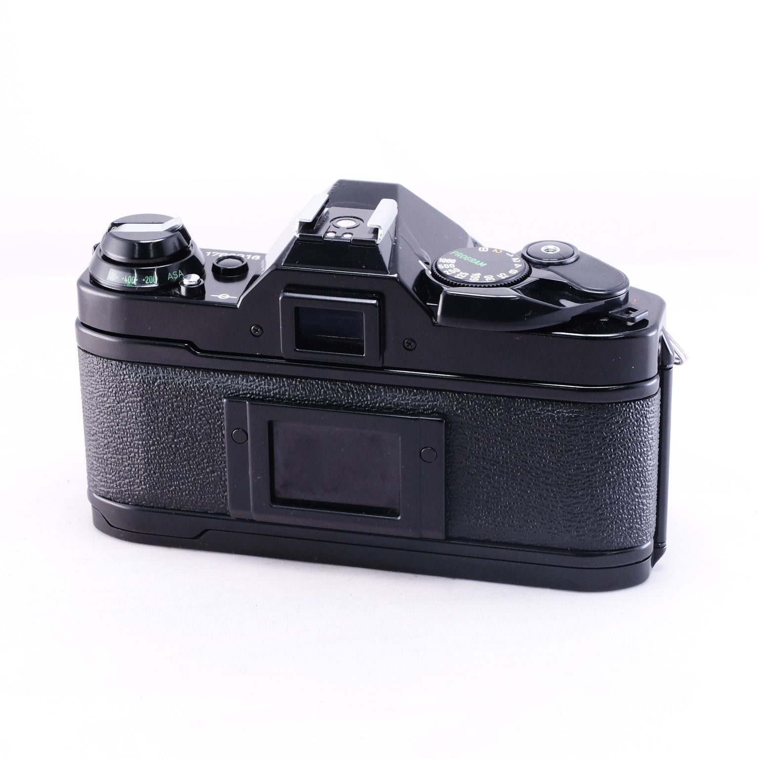 Canon AE-1 PROGRAM (Black) + New FD 50mm F1.8 – 東京CAMERA