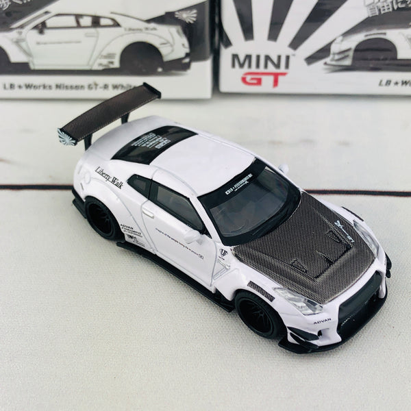 MINI GT 1/64 LB☆WORKS Nissan GT-R R35 Type 2 Rear Wing ver 3