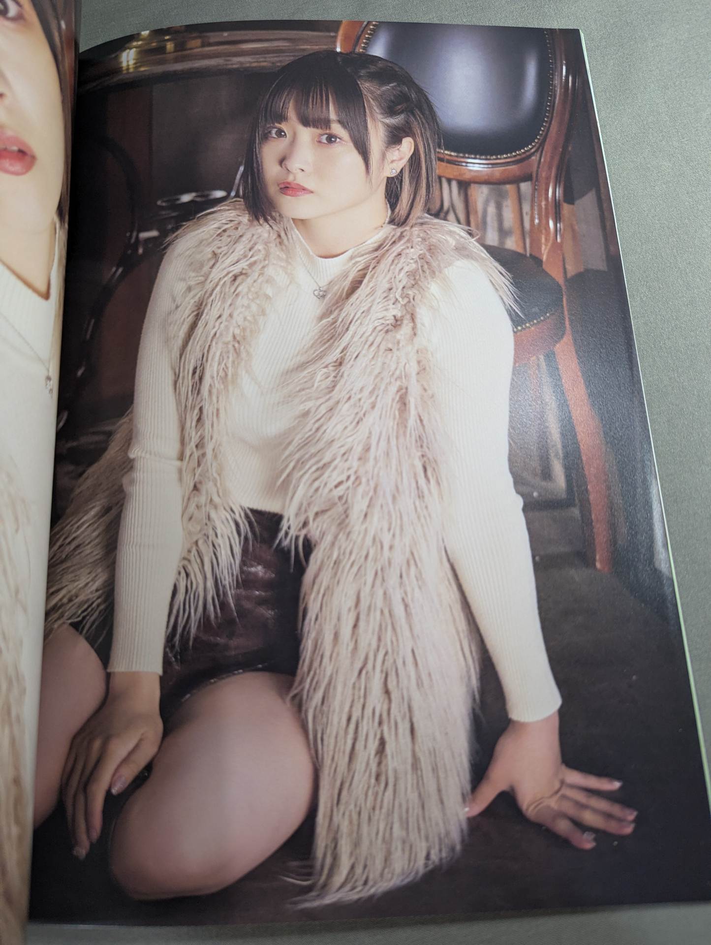 直筆サイン入り】なつぽい 写真集 ぽい拾い。 – 闘道館