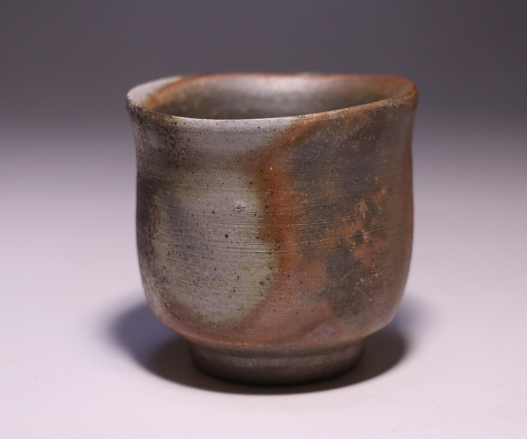 伊勢崎 満 作 「伊部ぐい呑」 ～備前焼専門卸小売店 川口陶楽苑～