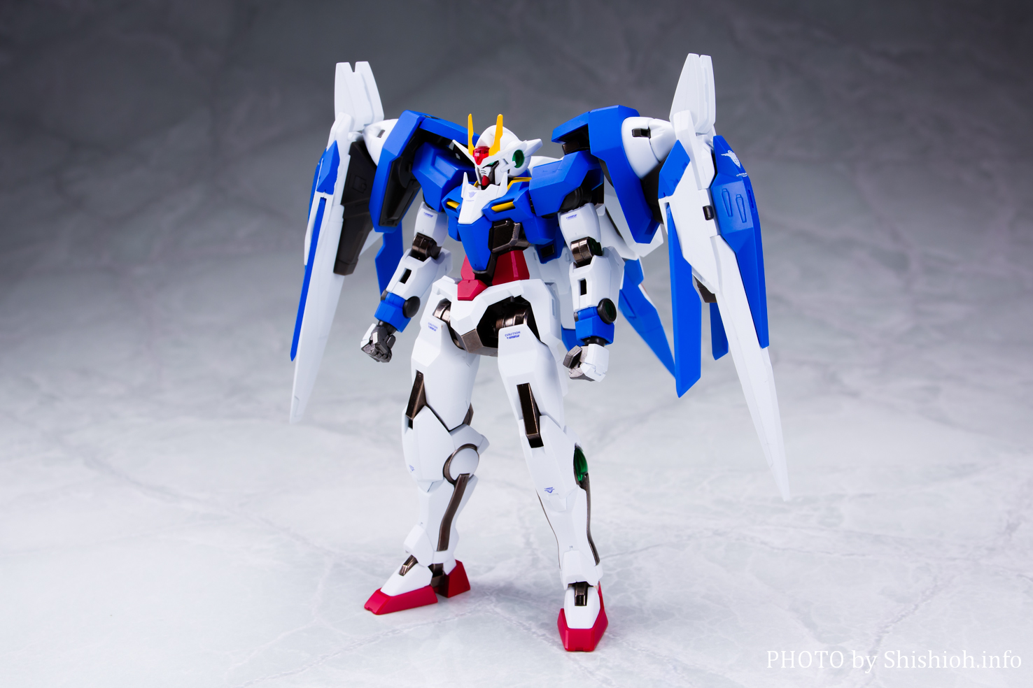 L ROBOT魂 〈SIDE MS〉 ダブルオーライザーGNソードIII METAL ROBOT魂 <SIDE MS> ダブルオーライザー＋GNソードIII | 魂ウェブ