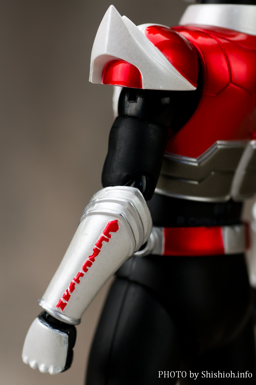 レビュー】S.H.Figuarts 仮面ライダーアギト シャイニングフォーム