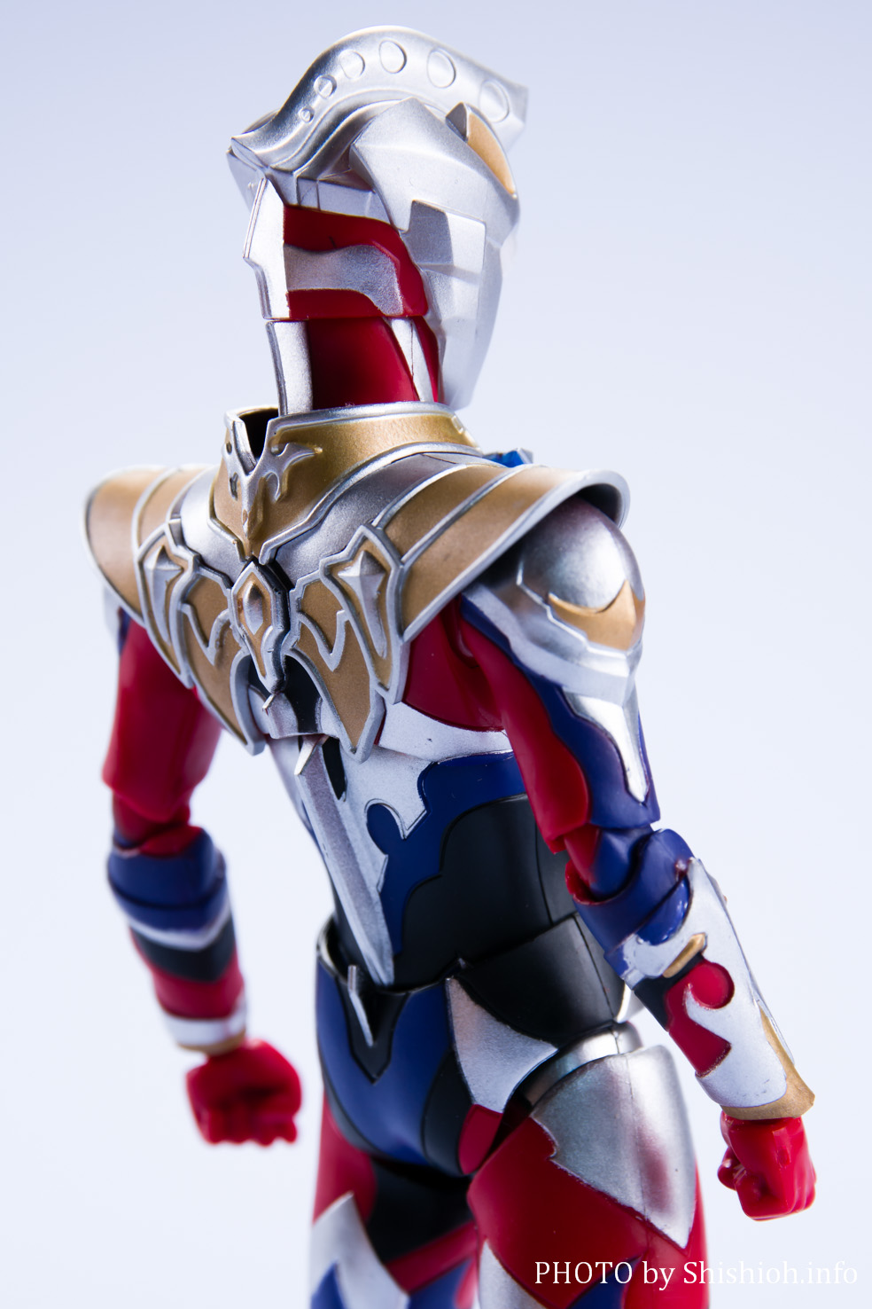 レビュー】 S.H.Figuarts ウルトラマンゼット ガンマフューチャー