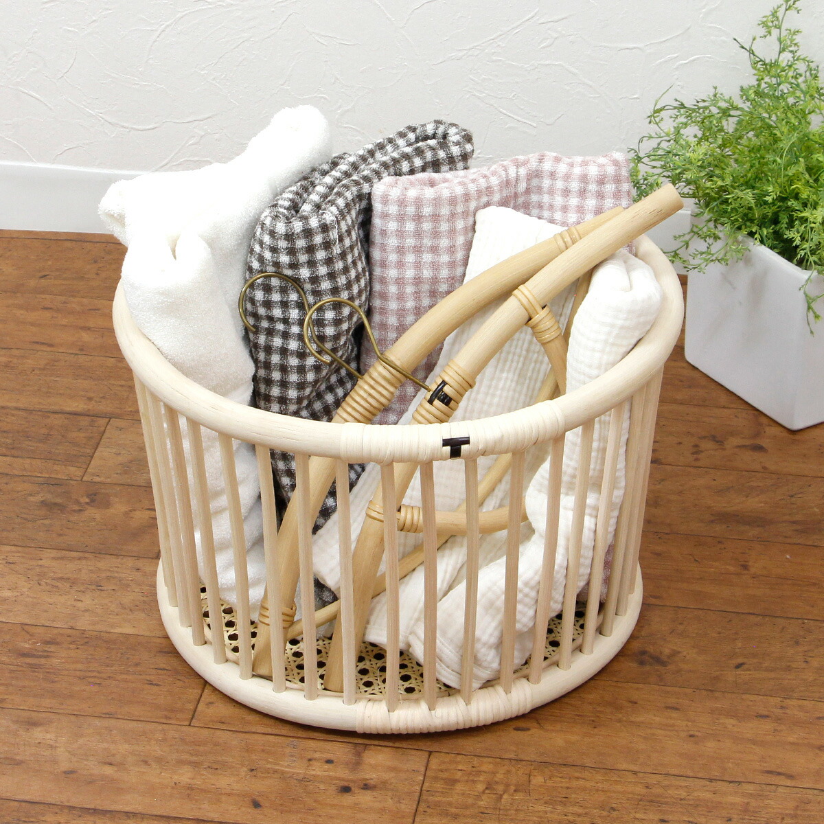 楽天市場】ツルヤ商店 籐 バスケット S/ラタン 籐製品 脱衣かご 山形
