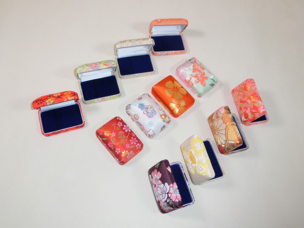 楽天市場】【箏爪入れ】兼用爪入 錦 箏爪用ケース : 三島屋楽器