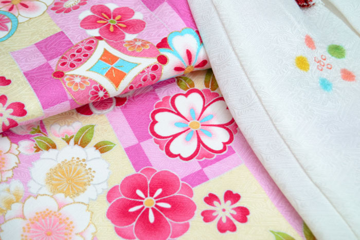 楽天市場】残り1点 再入荷無し！七五三 正絹 着物 3歳 女の子 正絹被布