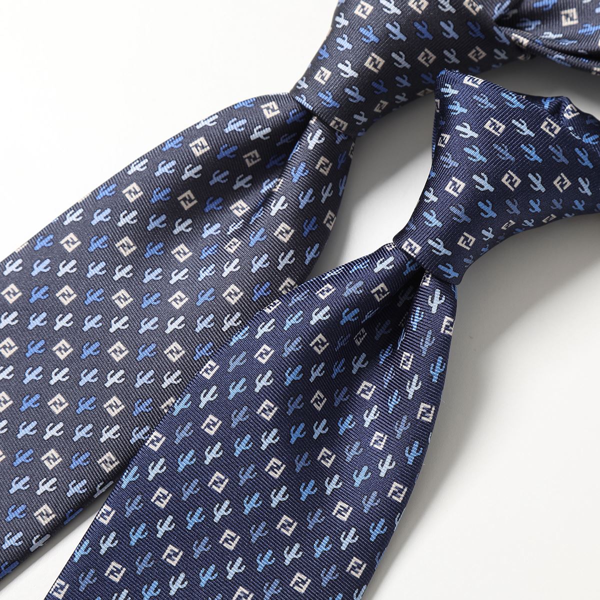 楽天市場】FENDI フェンディ ネクタイ FXC023 AKOU メンズ FF柄