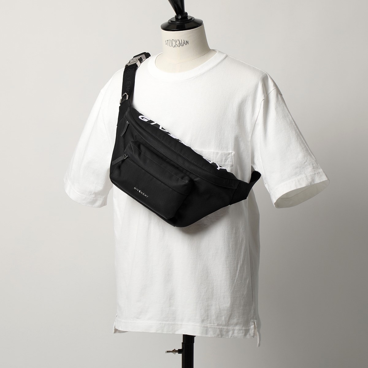 楽天市場】GIVENCHY ジバンシィ ボディバッグ ESSENTIAL U BUMBAG