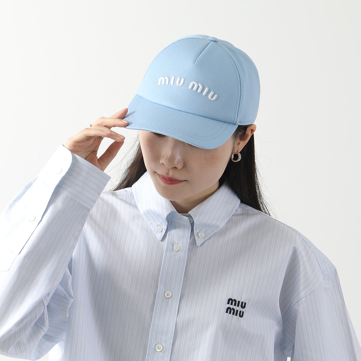 楽天市場】【カラー限定特価】MIUMIU ミュウミュウ ベースボール