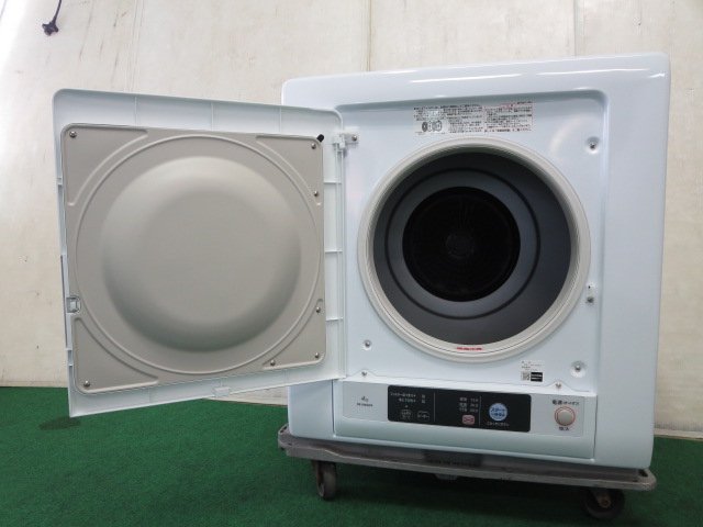 楽天市場】※2021年製 未使用 日立 4kg 除湿形電気衣類乾燥機 DE-N40WX