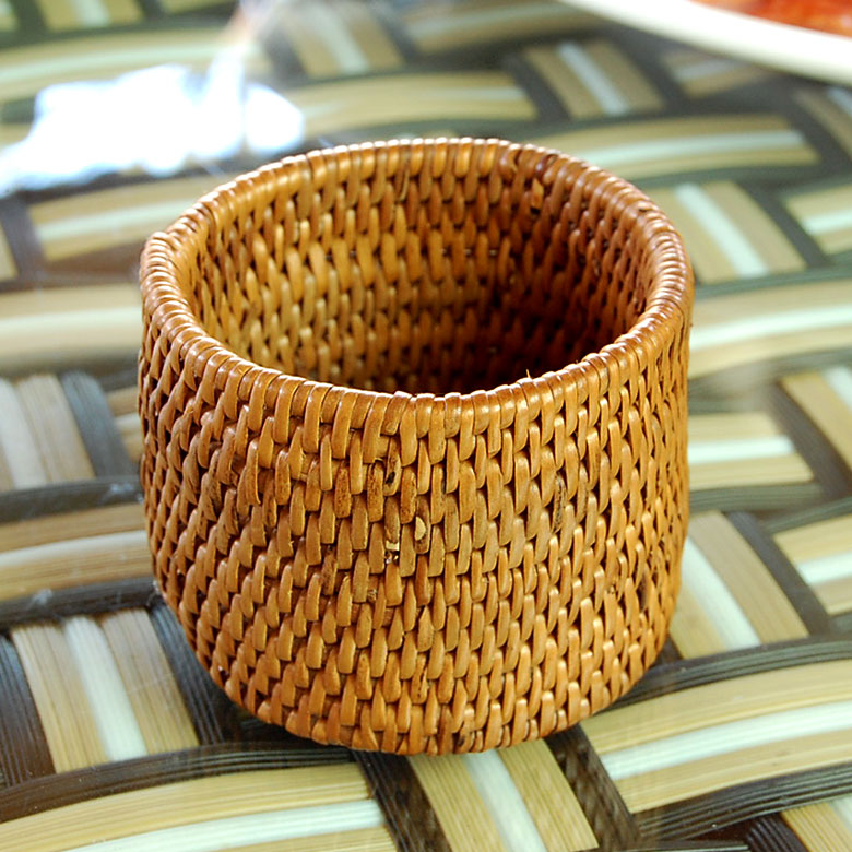 楽天市場】アタで編まれた円柱形の筒型小物入れケース 小物入れ 収納