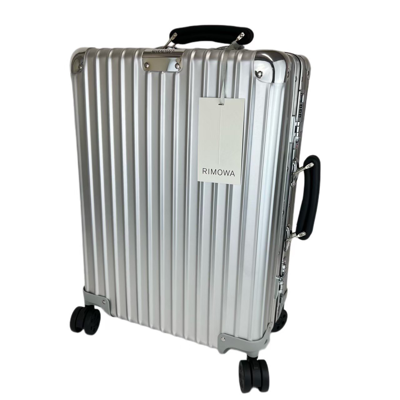 楽天市場】新品未使用 RIMOWA リモワ Classic Cabin S Silver 33L