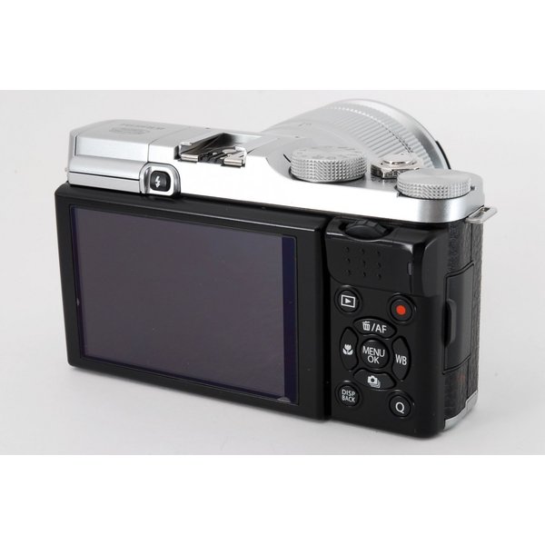 楽天市場】【中古】フジフィルム FUJIFILM X-A1 レンズキット シルバー