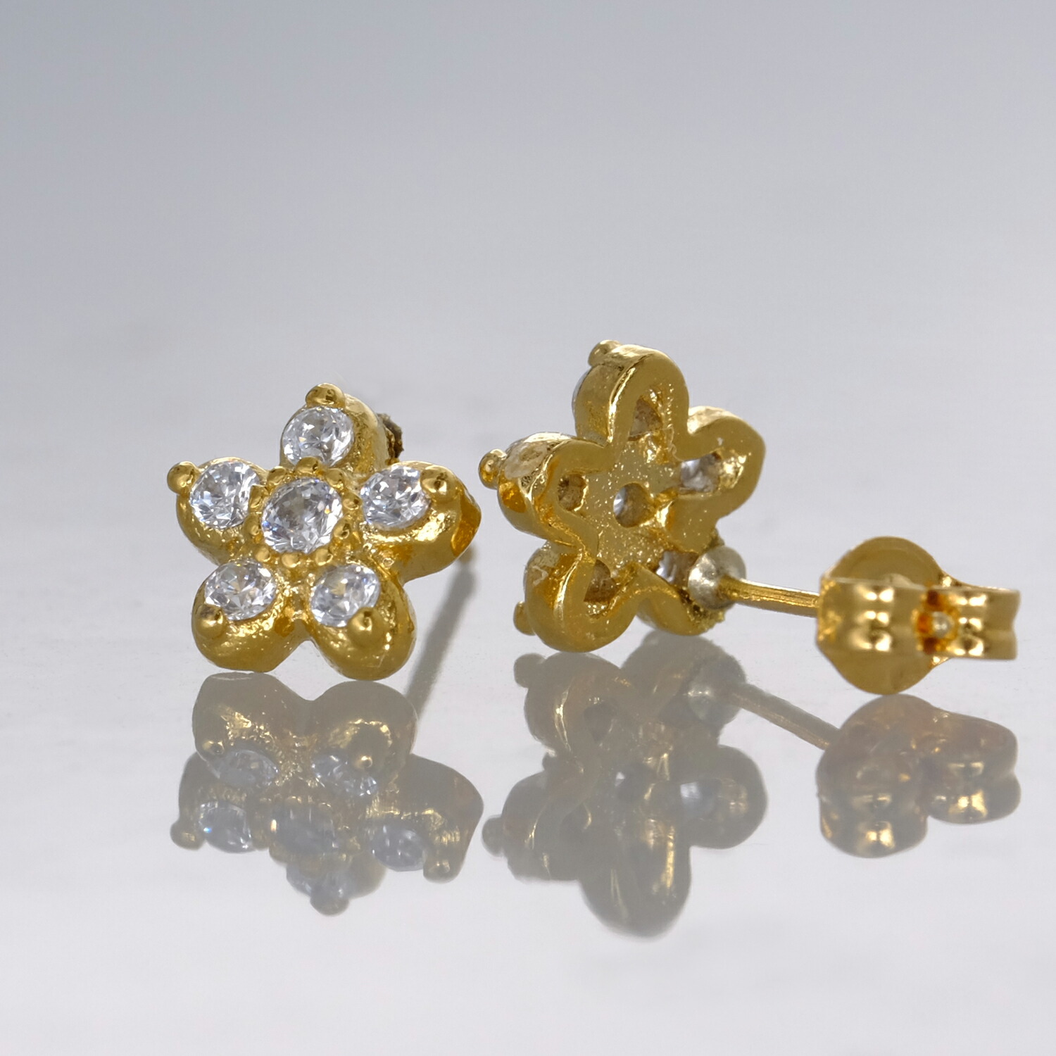 ハイクオリティ 三つ葉ピアス フラワーピアス イエローゴールド 訳あり