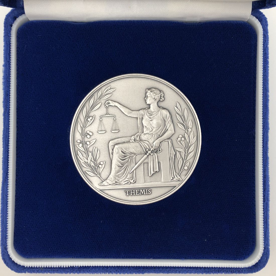 楽天市場】裁判所百年記念貨幣発行記念メダル（純銀製） 銀メダル 記念