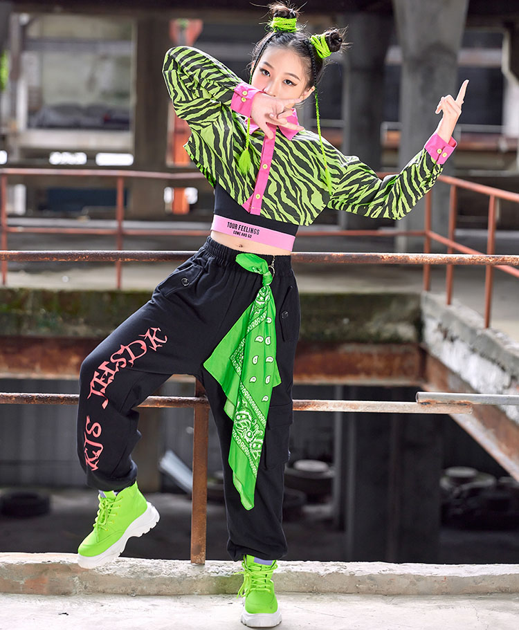 楽天市場】グリーン ゼブラ柄 キッズダンス衣装 セットアップ へそ出し