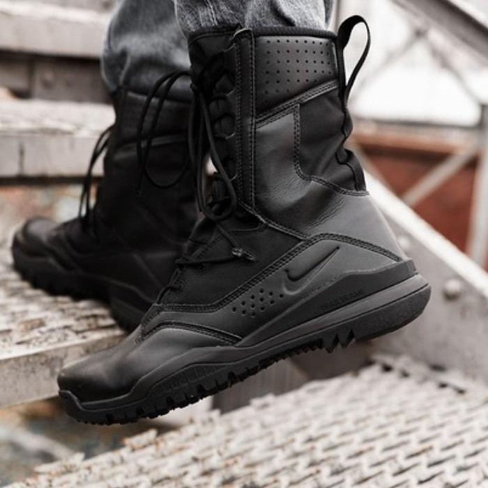 楽天市場】期間限定【1000円OFF】クーポン！Nike Nike Special Field