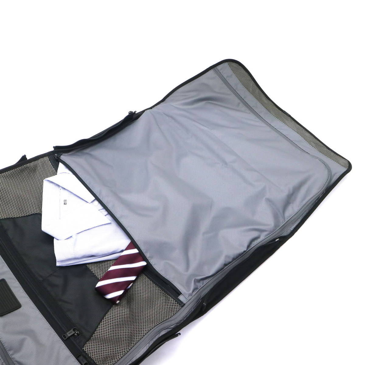 楽天市場】【正規品5年保証】 トゥミ ガーメントバッグ TUMI Alpha3