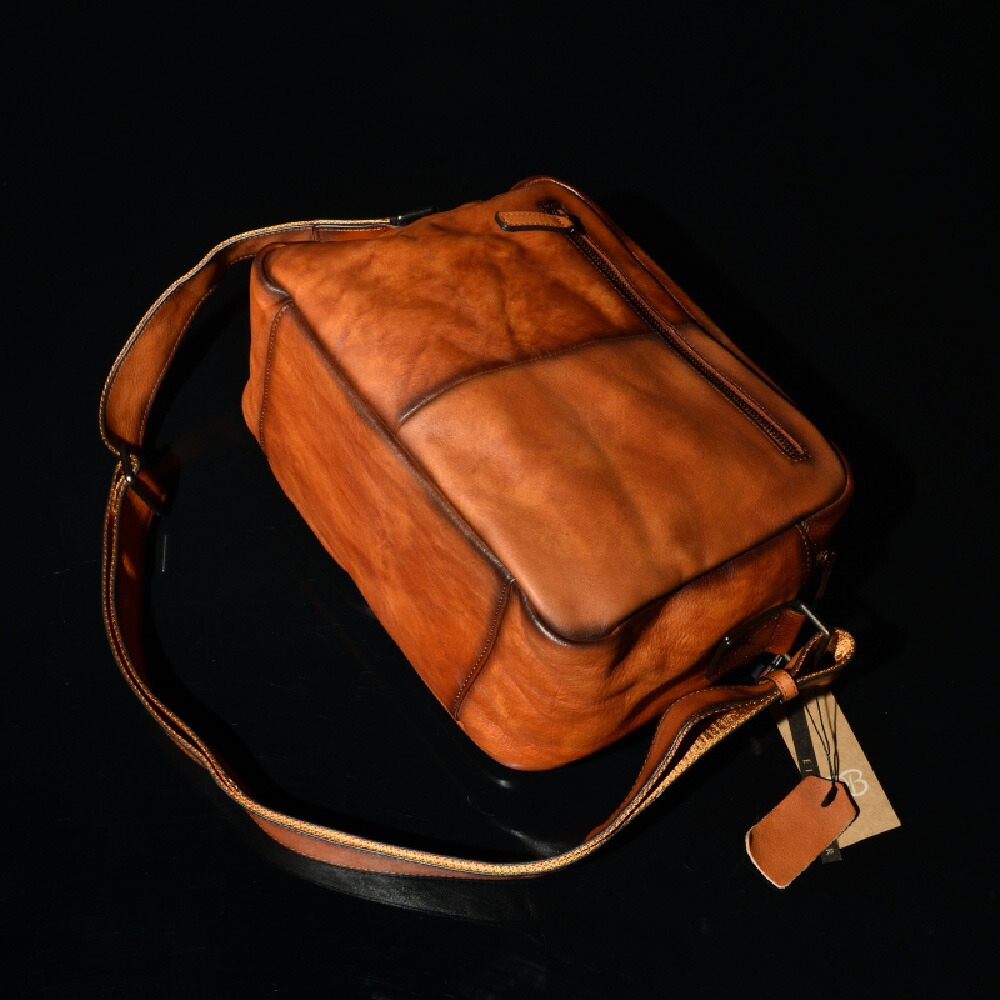 楽天市場】Arpas 牛本革 本革 ショルダーバッグ メンズ 大容量